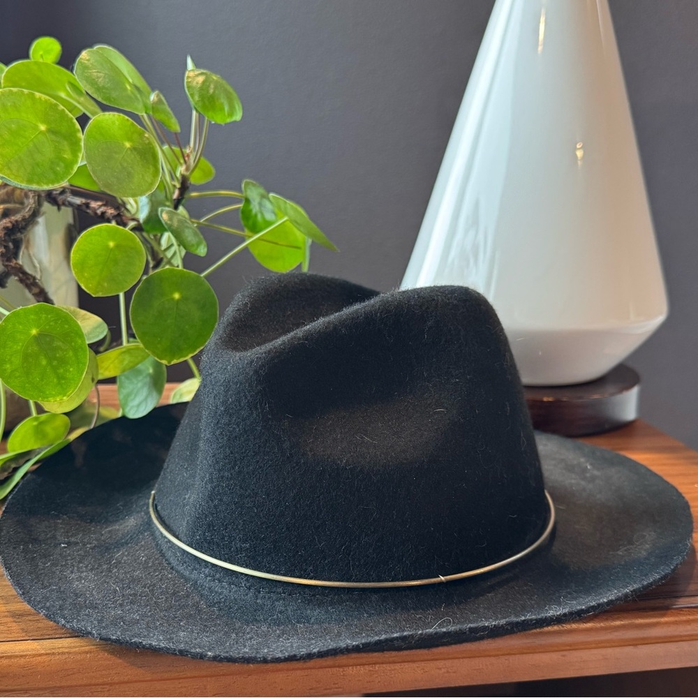 Black Wide Brimmed Hat